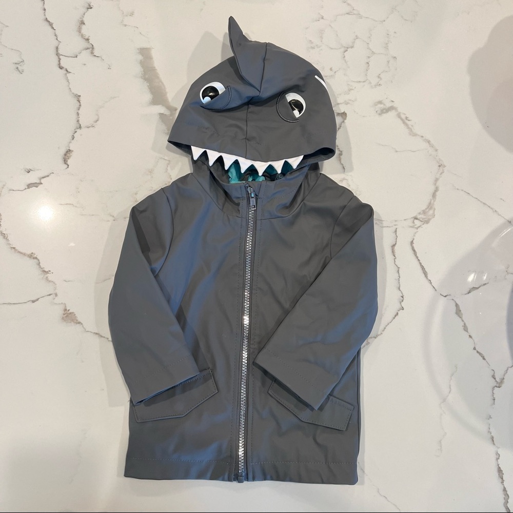 Shark raincoat grey